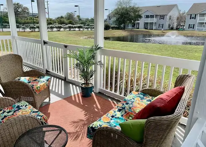 Holiday home Cozy Near Baseball Fields And Zoo- Pool | Tennis Courts | Pickleball