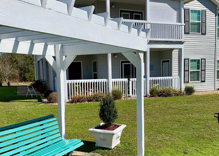 Holiday home Cozy Near Baseball Fields And Zoo- Pool | Tennis Courts | Pickleball Gulf Shores