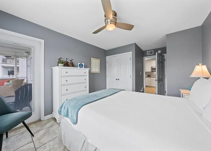 Cozy Near Baseball Fields And Zoo- Pool | Tennis Courts | Pickleball Holiday home *