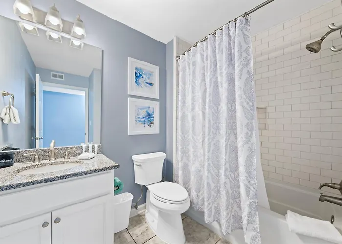 Cozy Near Baseball Fields And Zoo- Pool | Tennis Courts | Pickleball *